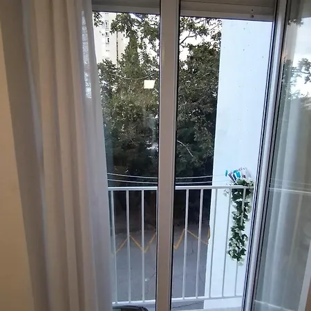 Bella Vista - Cozy With Easy Check-in And Free Parking شقة *