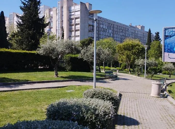 Appartamento Bella Vista - Cozy With Easy Check-in And Free Parking *