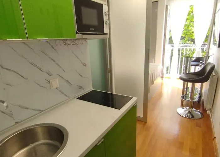 Appartamento Bella Vista - Cozy With Easy Check-in And Free Parking