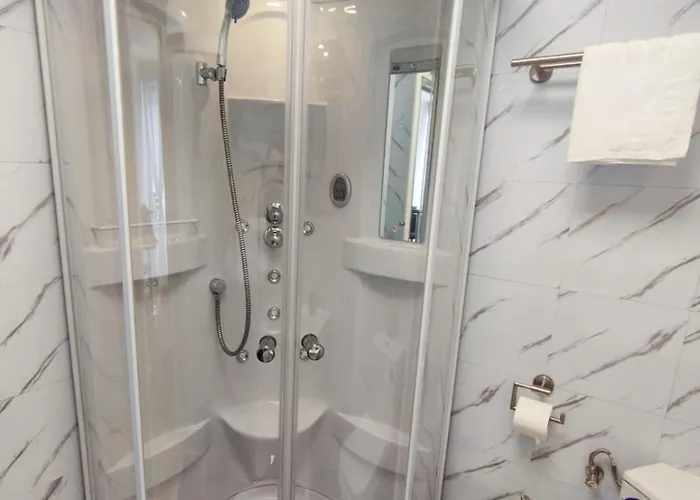 Appartamento Bella Vista - Cozy With Easy Check-in And Free Parking *